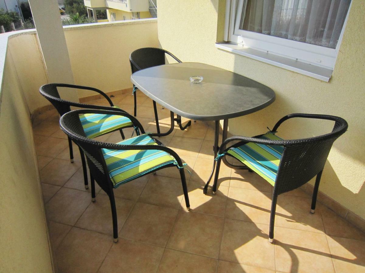 Apartments Milic Vodice Bagian luar foto