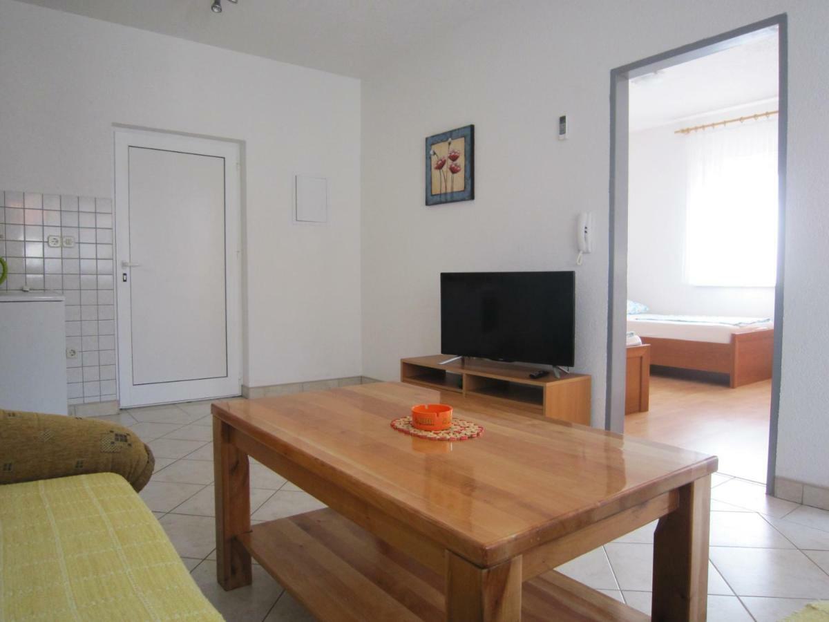 Apartments Milic Vodice Bagian luar foto