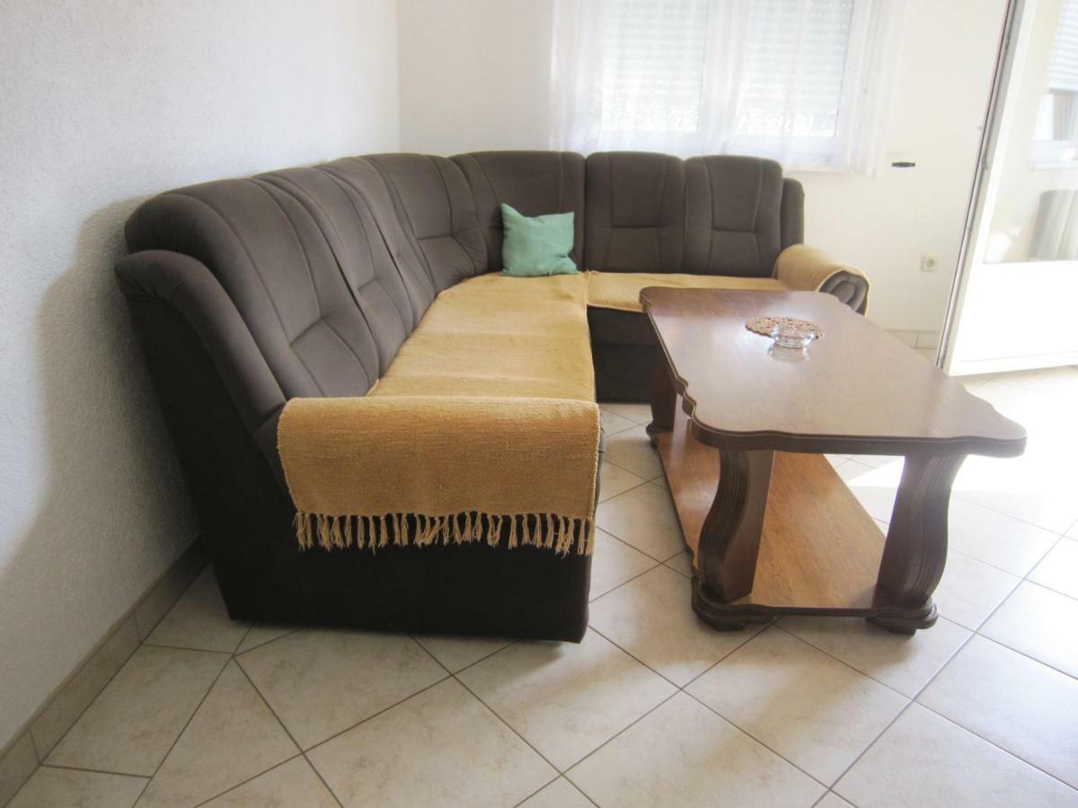Apartments Milic Vodice Bagian luar foto